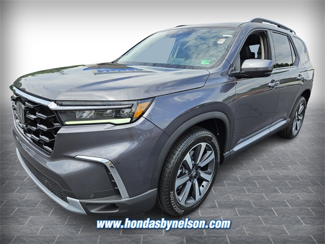 2025 Honda Pilot Touring photo 3