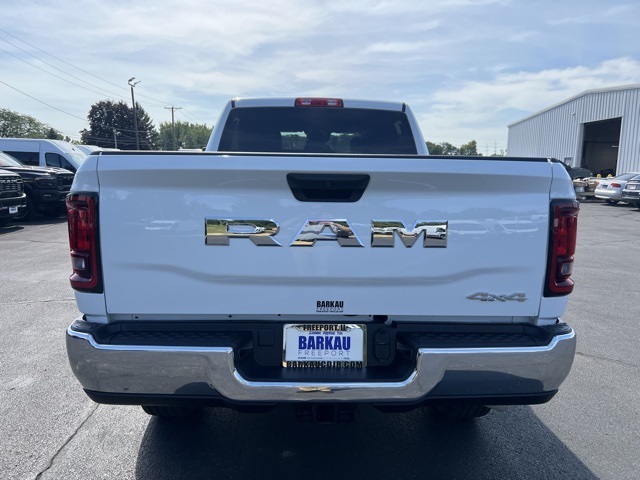 2025 Ram 2500 Tradesman photo 4