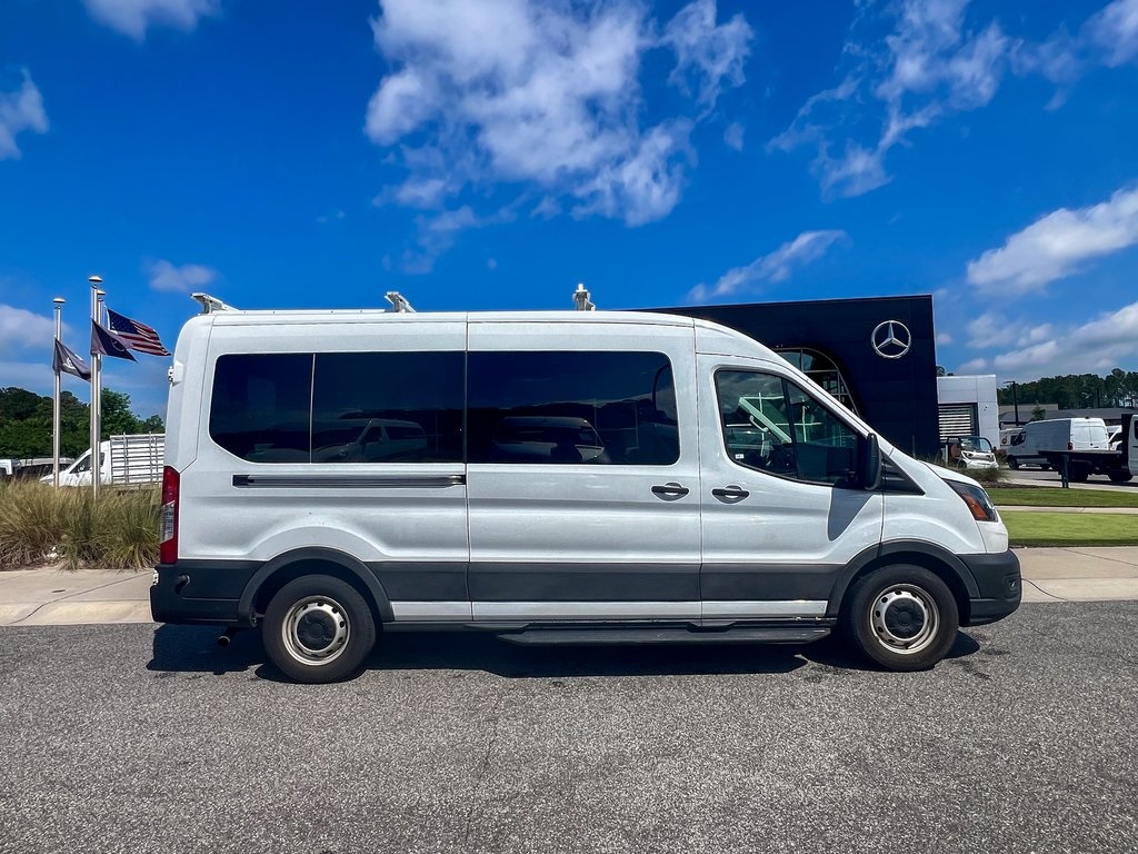 2020 Ford Transit Passenger XL photo 2