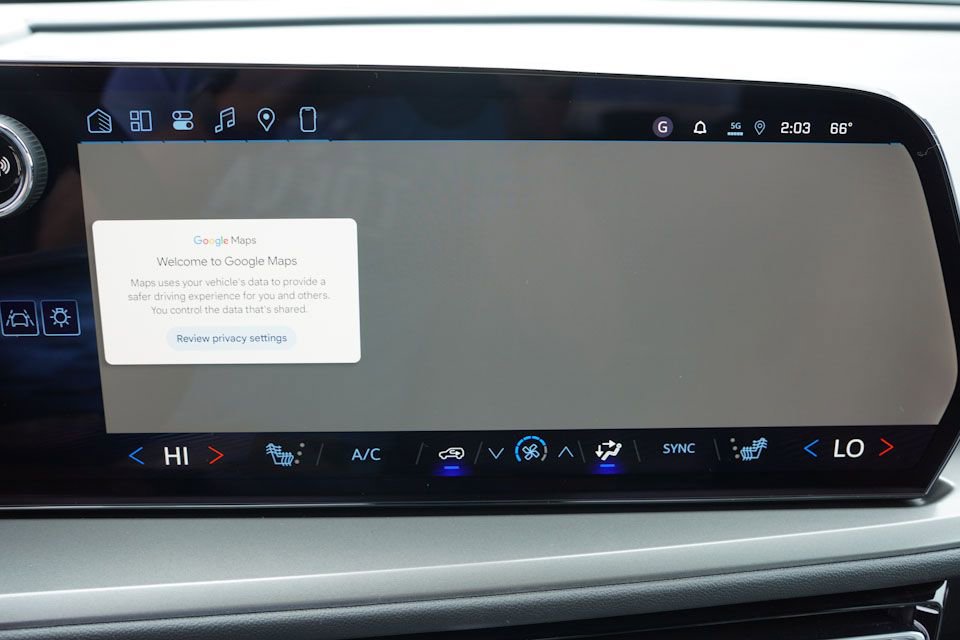 2026 Chevrolet Traverse photo 6
