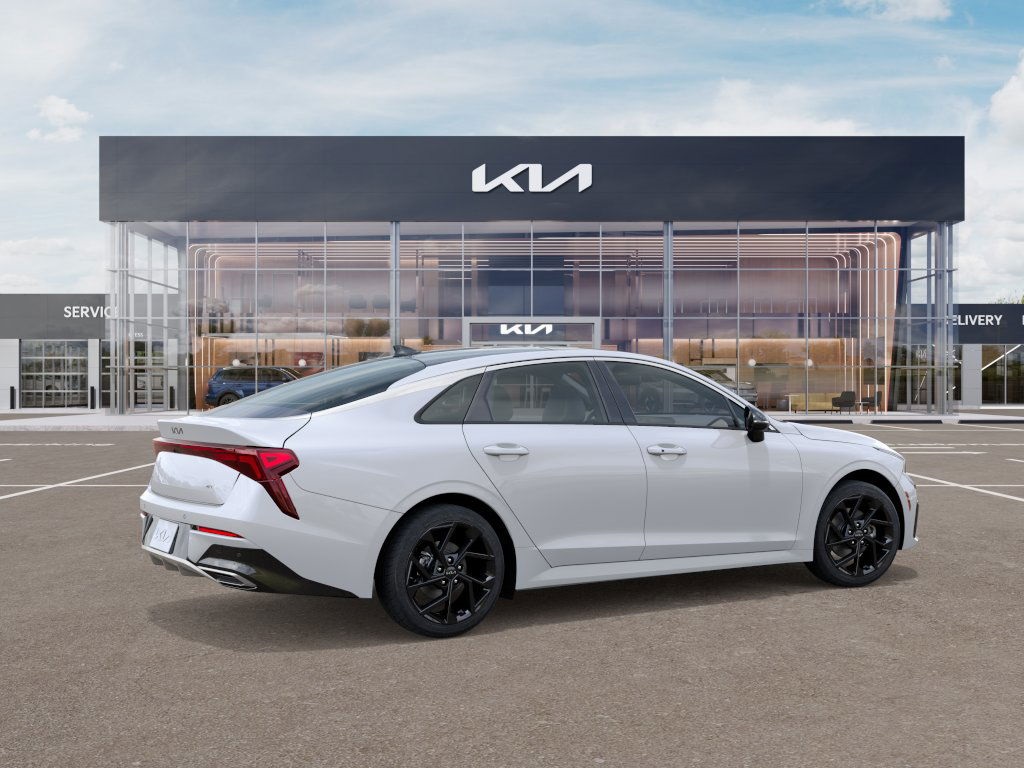 2026 Kia K5 GT-Line photo 6
