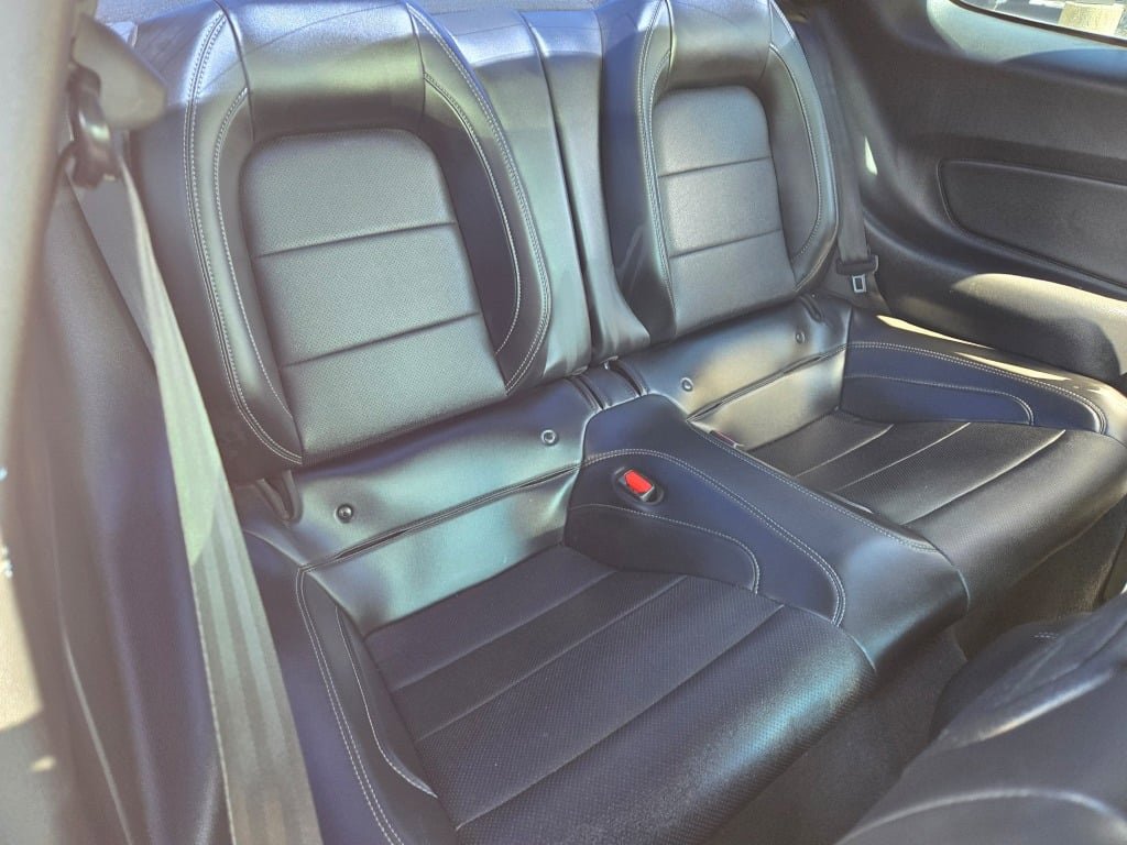2022 Ford Mustang GT Premium photo 8