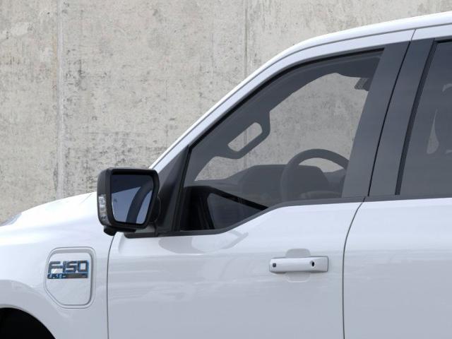 2025 Ford F-150 Lightning photo 31