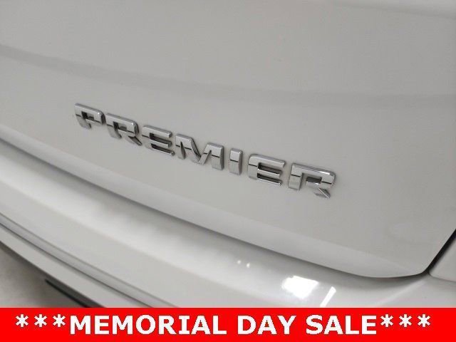 2021 Chevrolet Traverse Premier photo 10