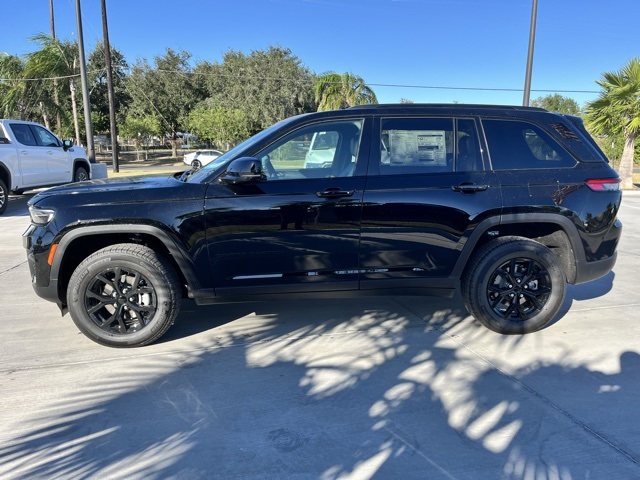 2025 Jeep Grand Cherokee Altitude X photo 2
