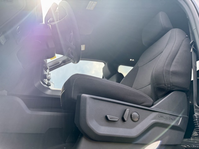 2025 Ford F-150 XLT photo 15
