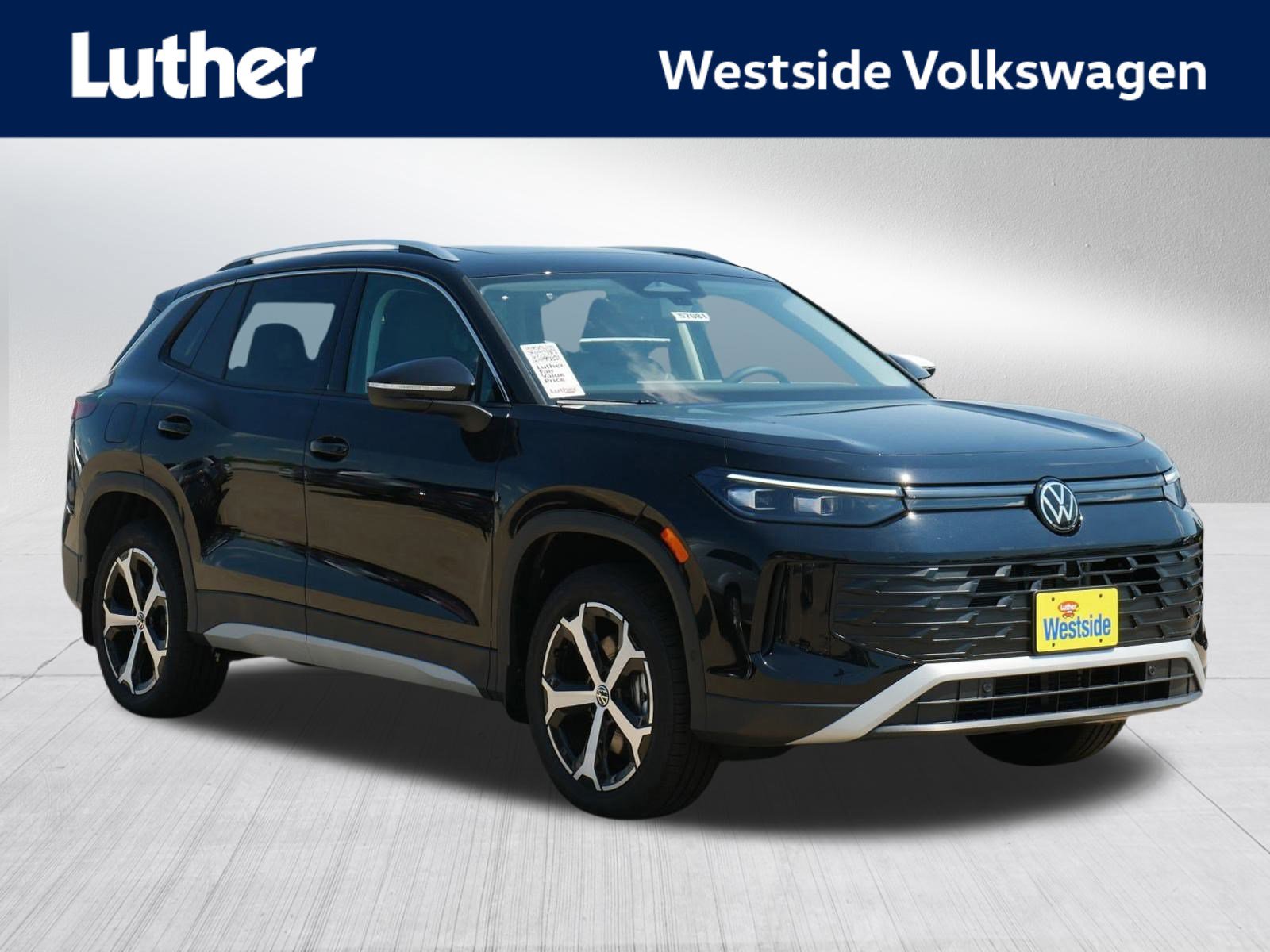 2025 Volkswagen Tiguan SE's photo