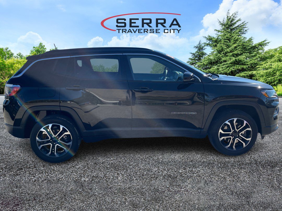 2023 Jeep Compass Limited photo 4