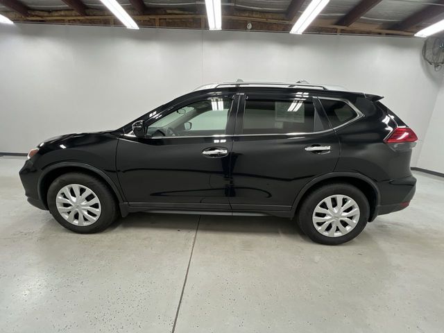 2017 Nissan Rogue S photo 5