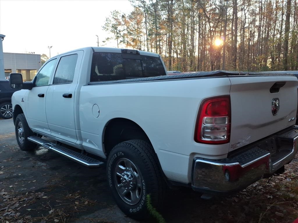 2024 Ram 2500 Tradesman photo 3