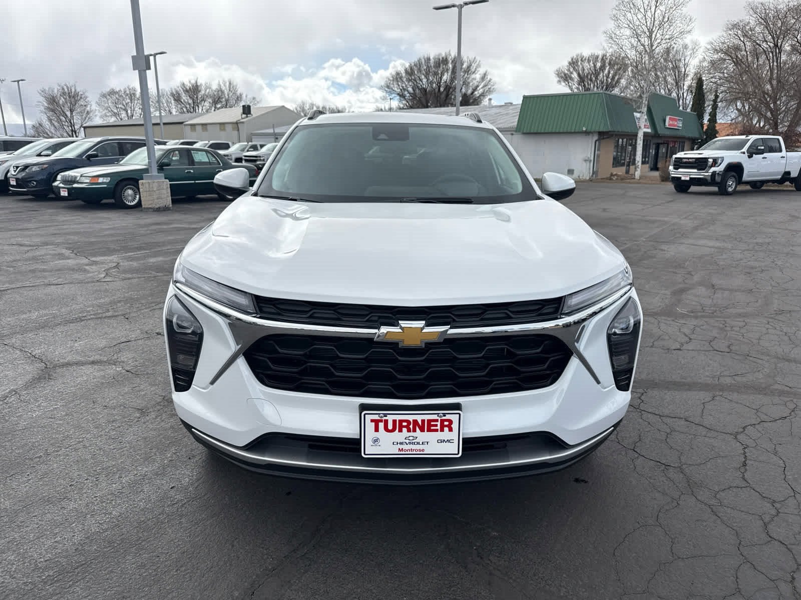 2025 Chevrolet Trax LT photo 6