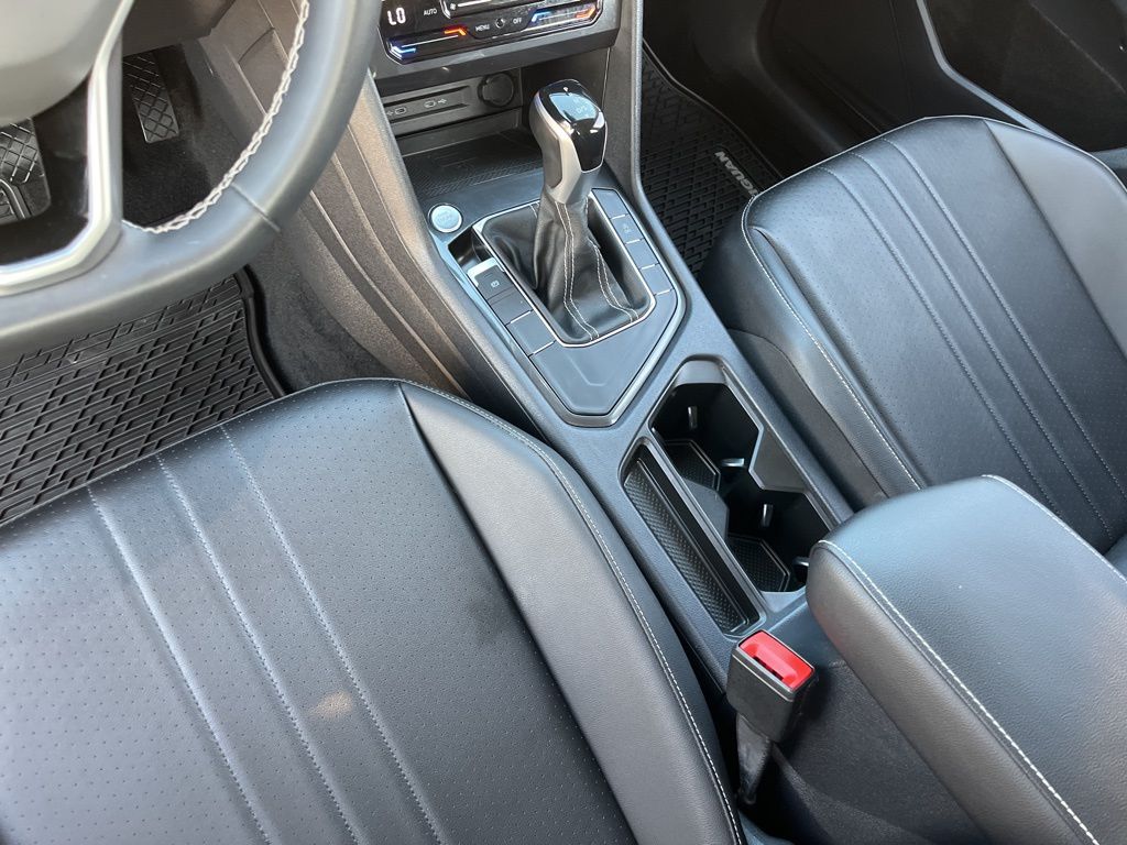 2022 Volkswagen Tiguan SE photo 17
