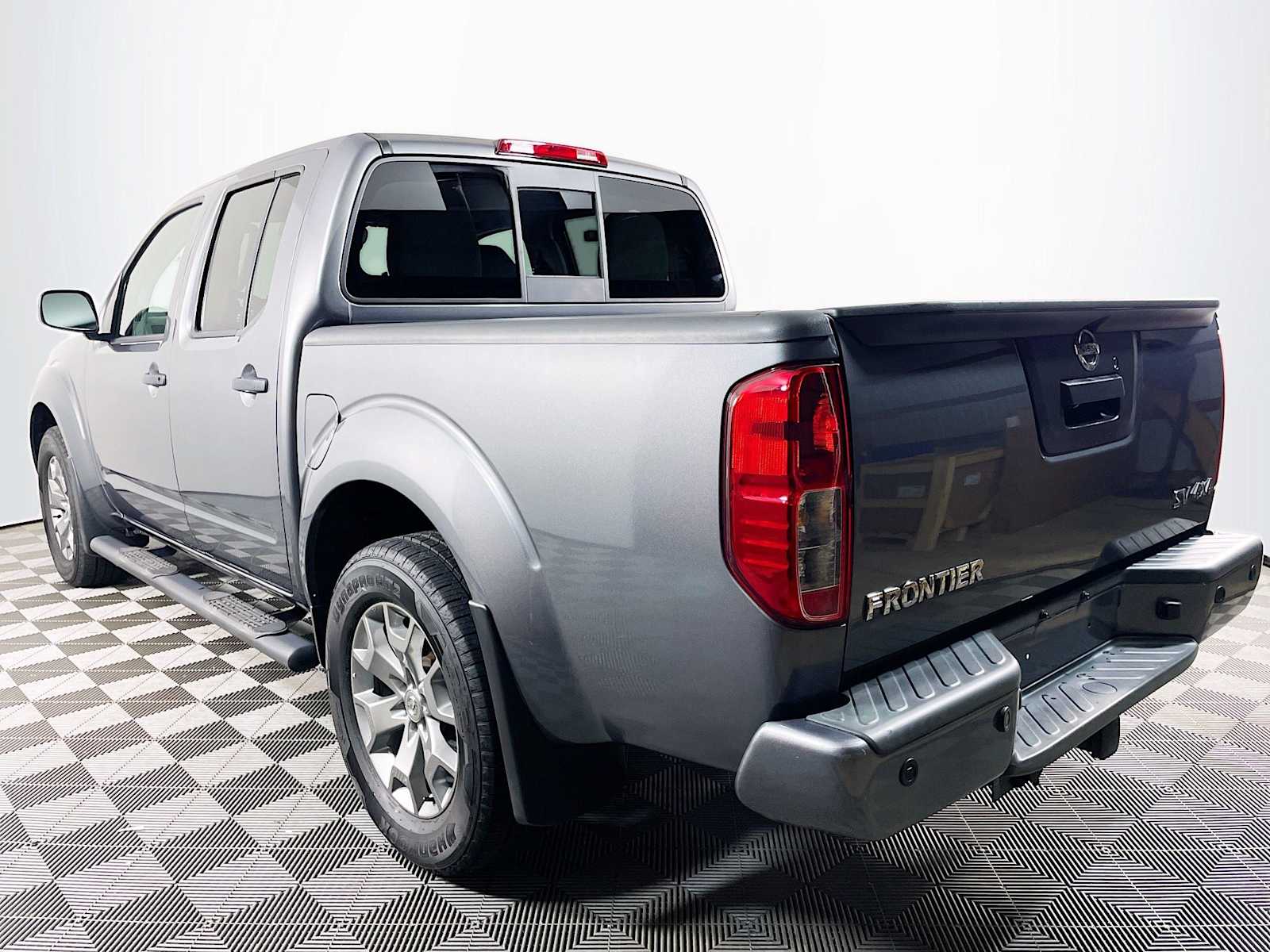2021 Nissan Frontier SV photo 5