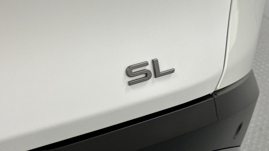 2025 Nissan Murano SL photo 14