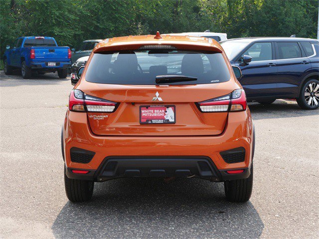 2024 Mitsubishi Outlander Sport ES photo 3