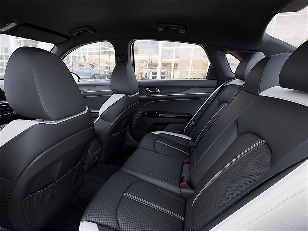 2026 Kia K5 GT-Line photo 12