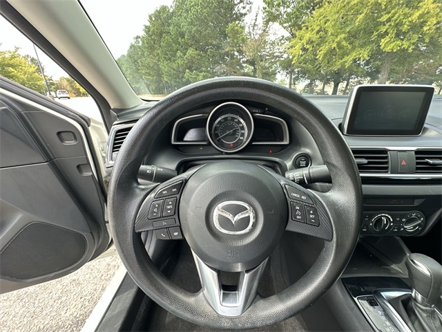 2016 Mazda Mazda3 i Sport photo 14