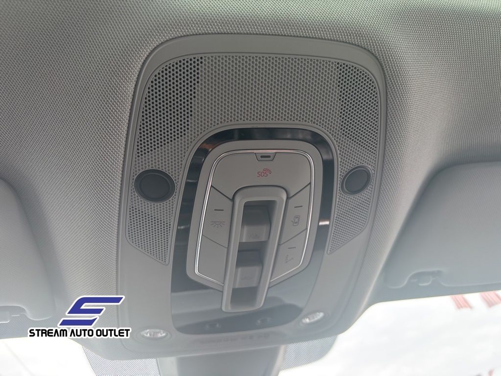 2023 Audi Q5 40 Premium Plus photo 26