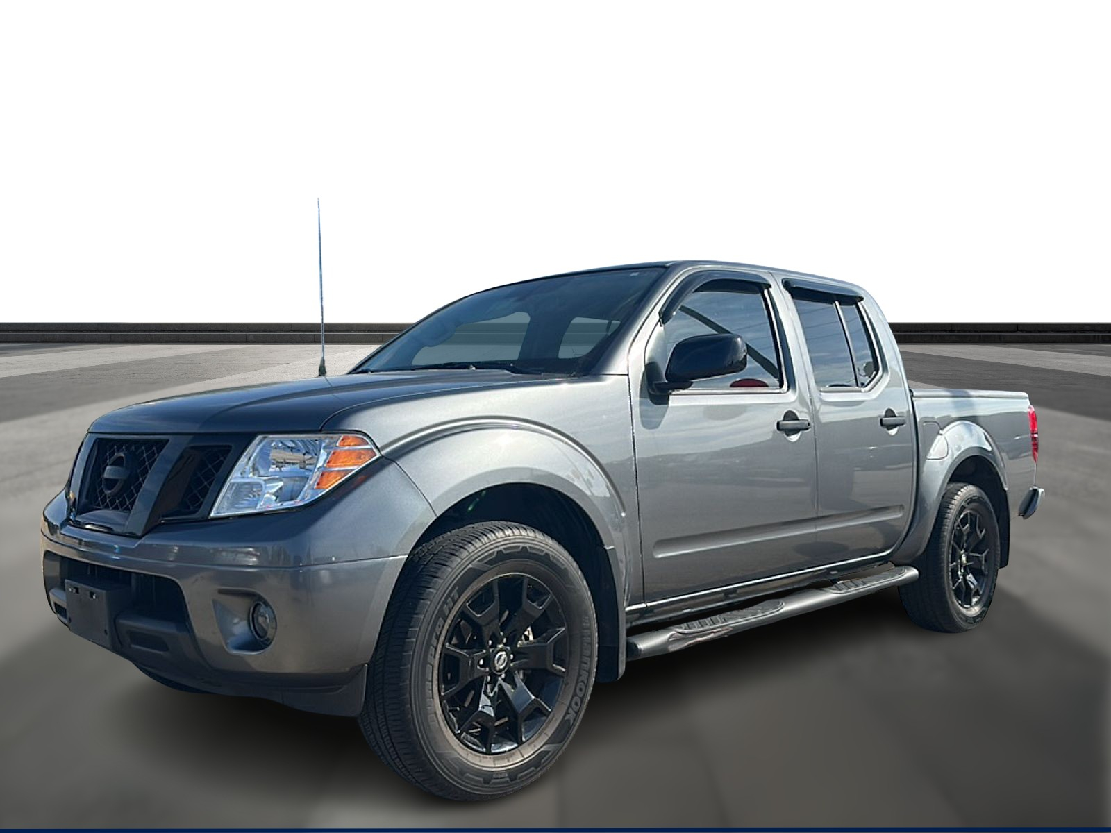 2020 Nissan Frontier SV's photo