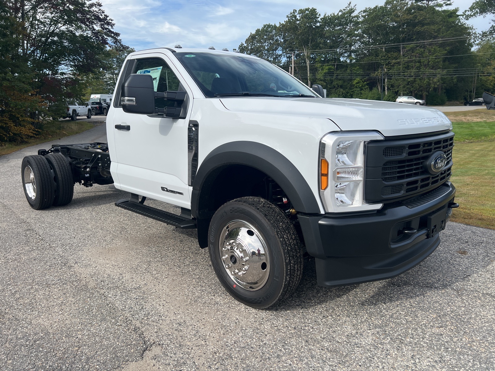 2026 Ford F-550 Super Duty Chassis Cab XL's photo
