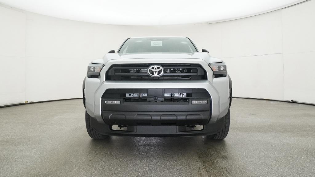 2025 Toyota 4Runner SR5 photo 3