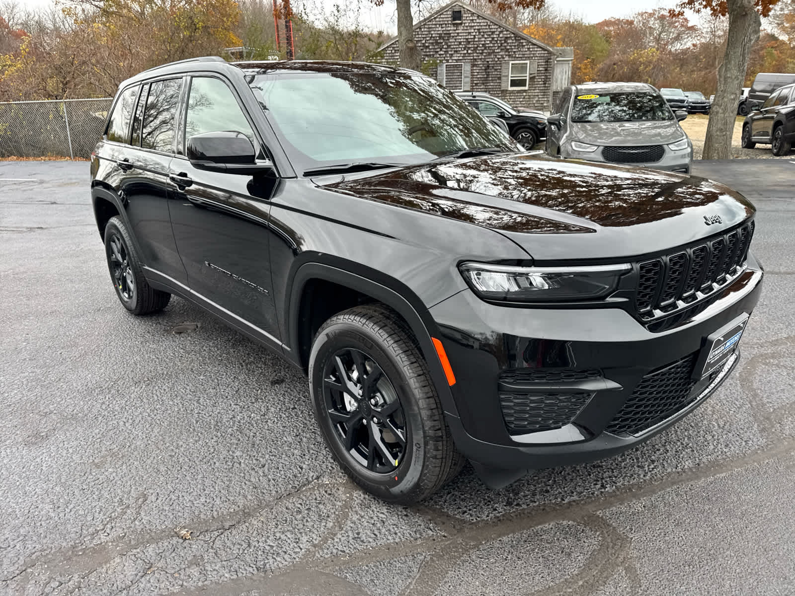 2025 Jeep Grand Cherokee Altitude's photo
