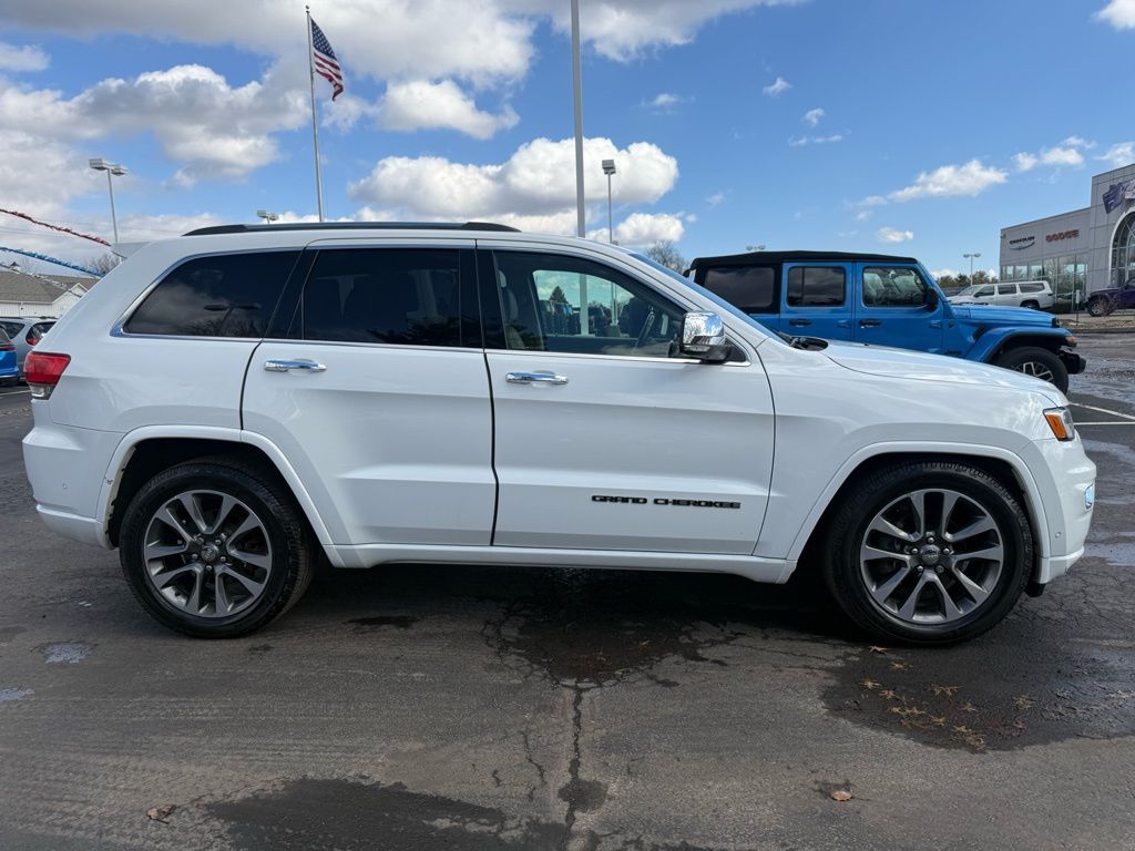 Used 2018 Jeep Grand Cherokee Overland with VIN 1C4RJFCG9JC506734 for sale in Pataskala, OH