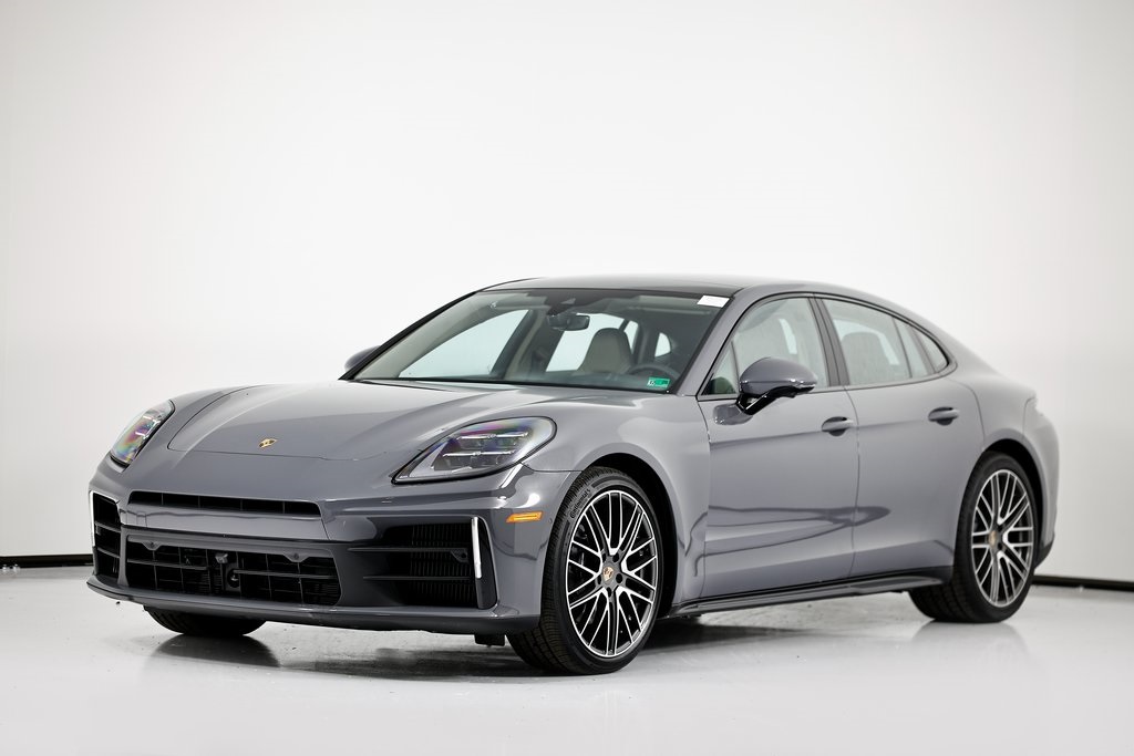 2026 Porsche Panamera Base