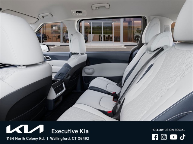 2026 Kia Carnival EX photo 17
