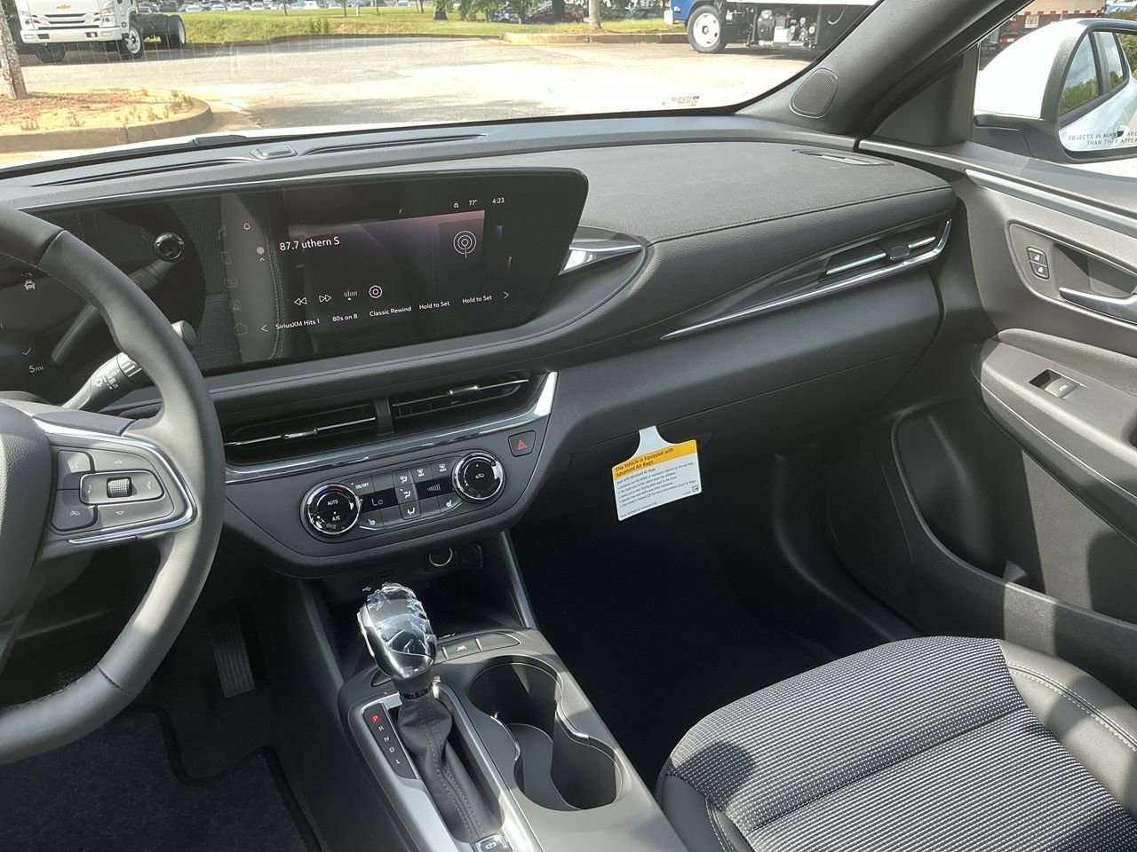2025 Buick Envista Preferred photo 11