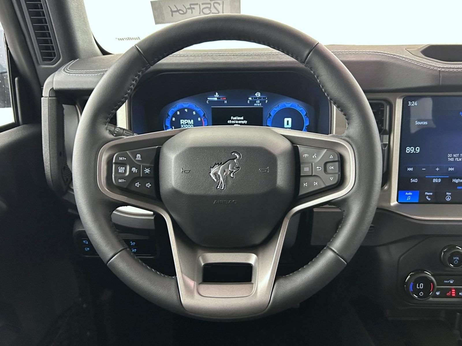 2025 Ford Bronco Outer Banks photo 10