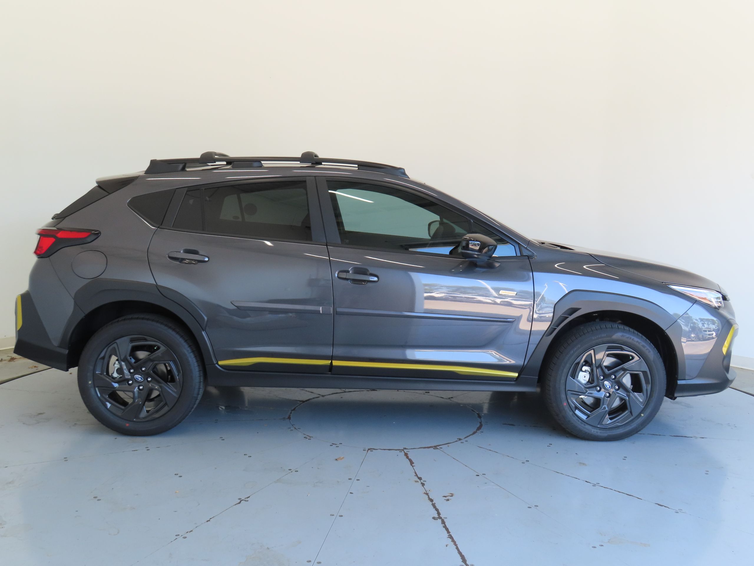 2025 Subaru Crosstrek Sport photo 2