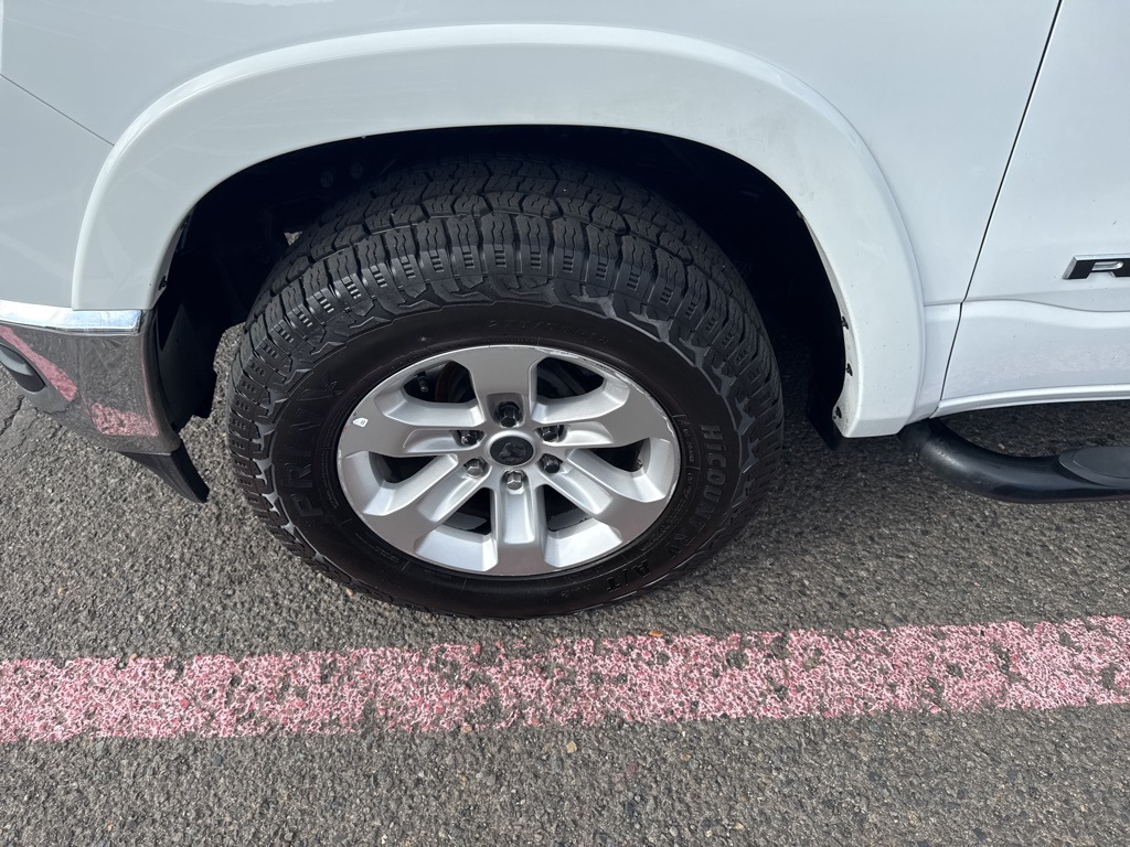 2021 Ram 1500 Laramie photo 4