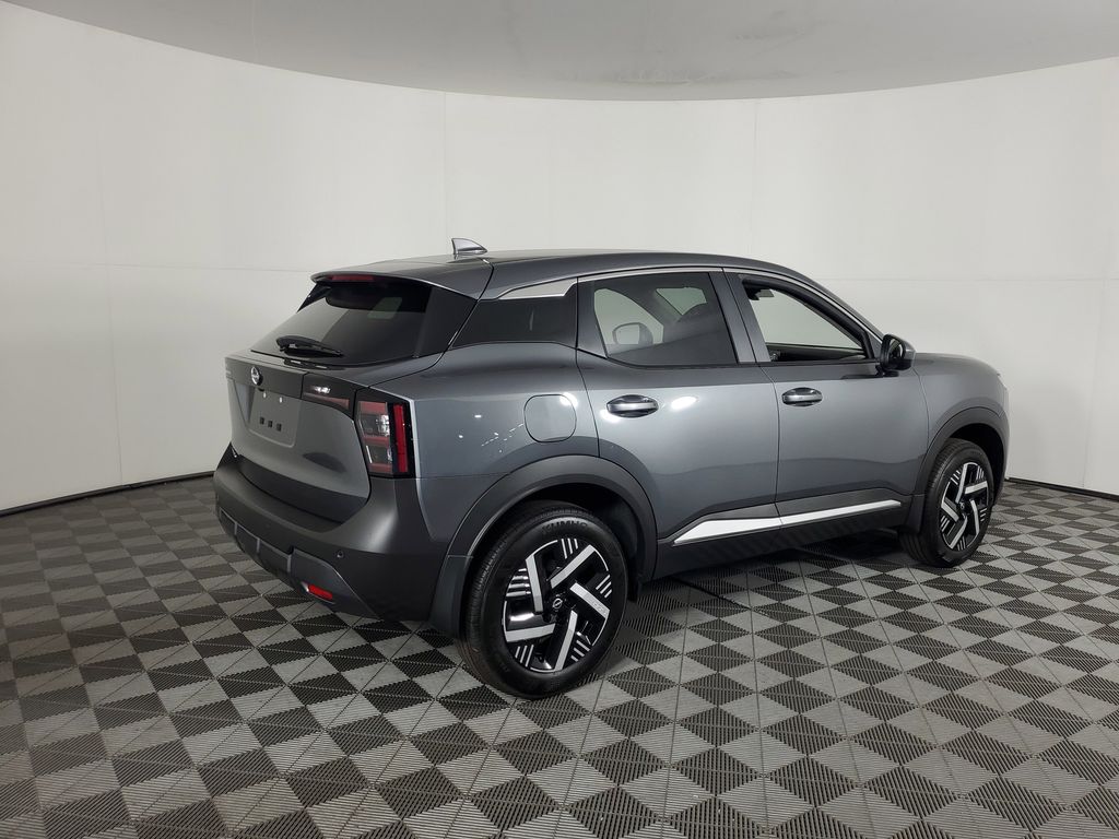 2025 Nissan Kicks SV photo 2