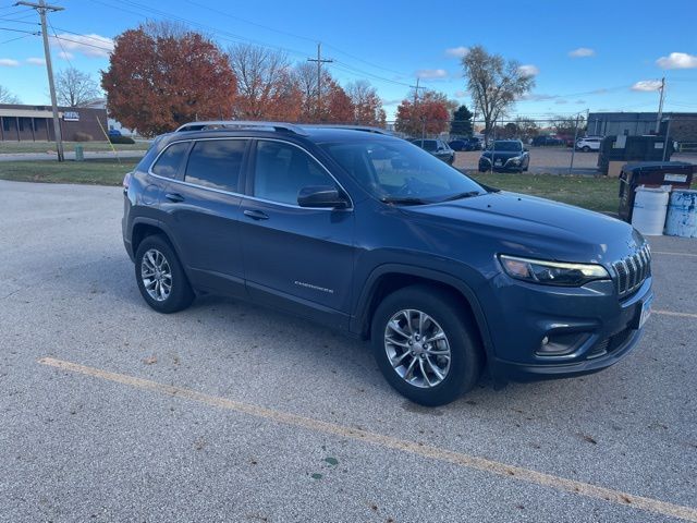 2020 Jeep Cherokee Latitude photo 2