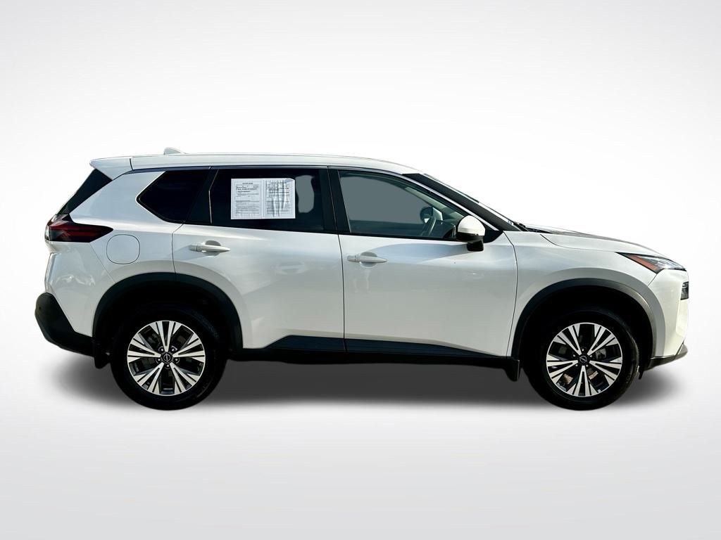 2023 Nissan Rogue SV photo 7