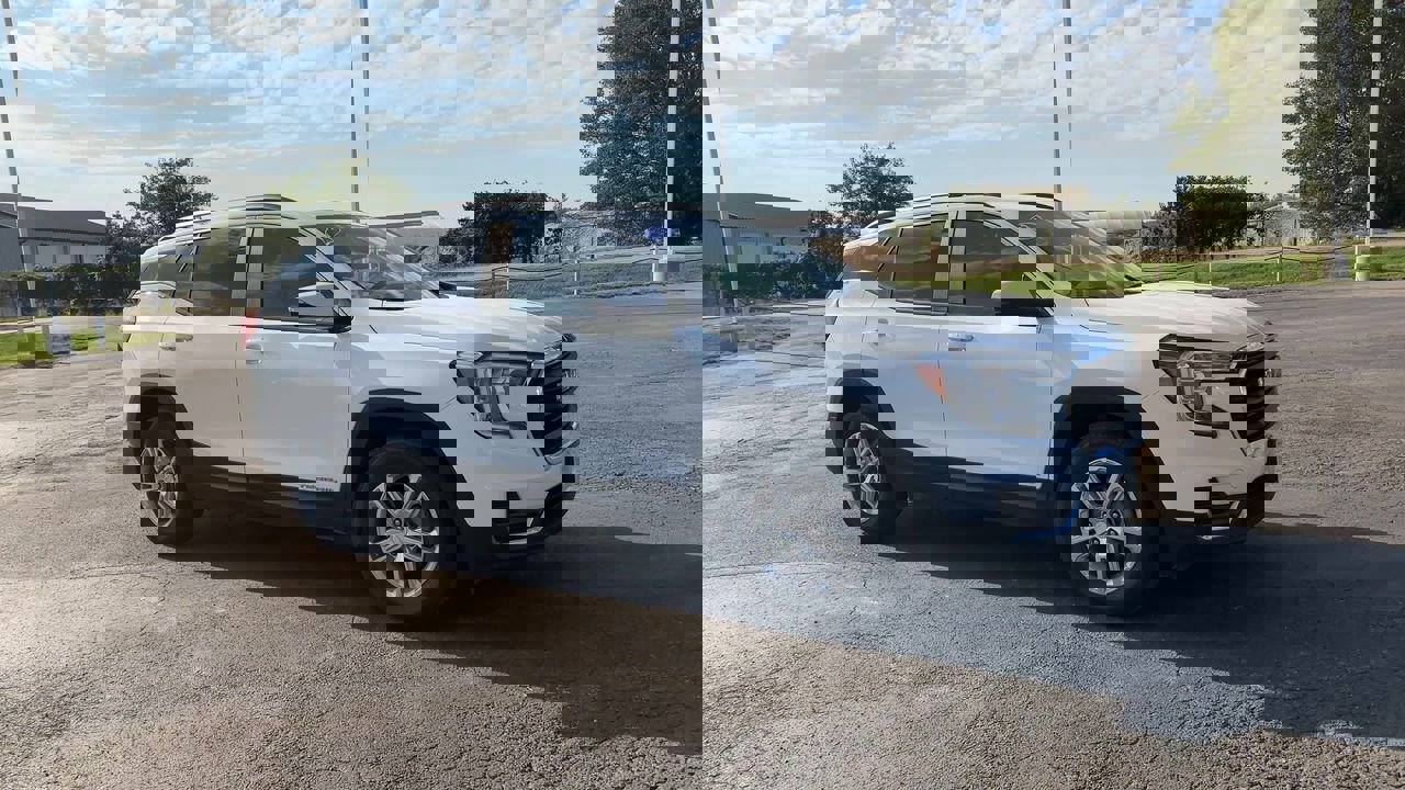 2023 Gmc Terrain SLE photo 2