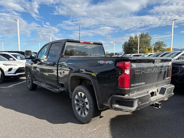 2024 Chevrolet Silverado 2500HD Custom photo 3