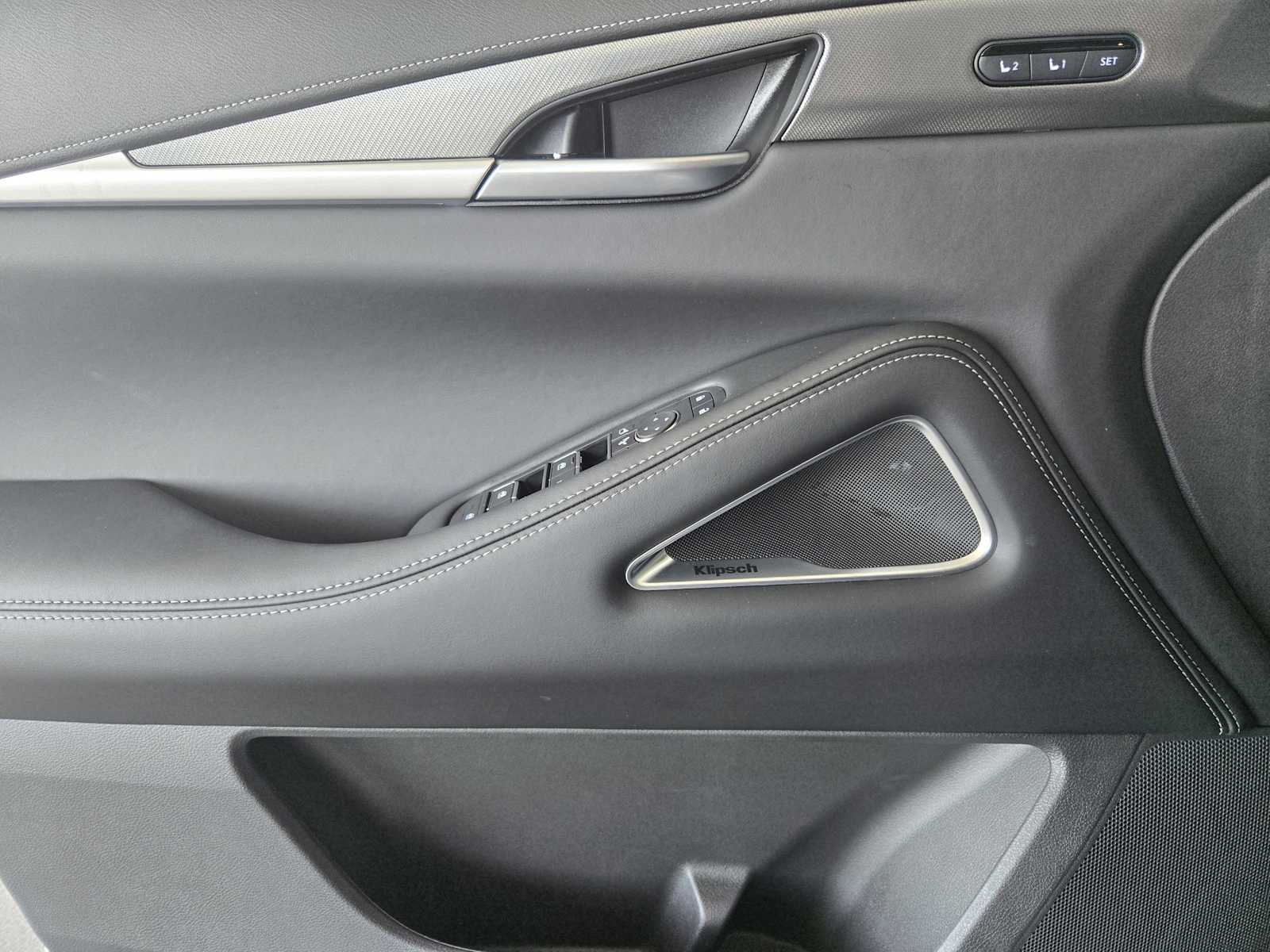 2026 Infiniti QX60 Luxe photo 14