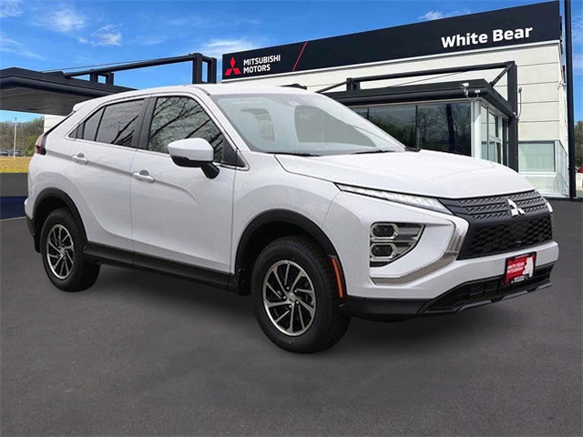 2026 Mitsubishi Eclipse Cross ES's photo