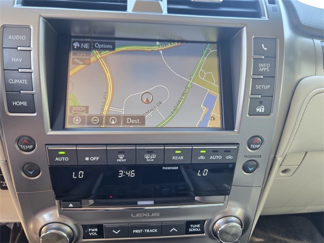 2017 Lexus GX 460 photo 16