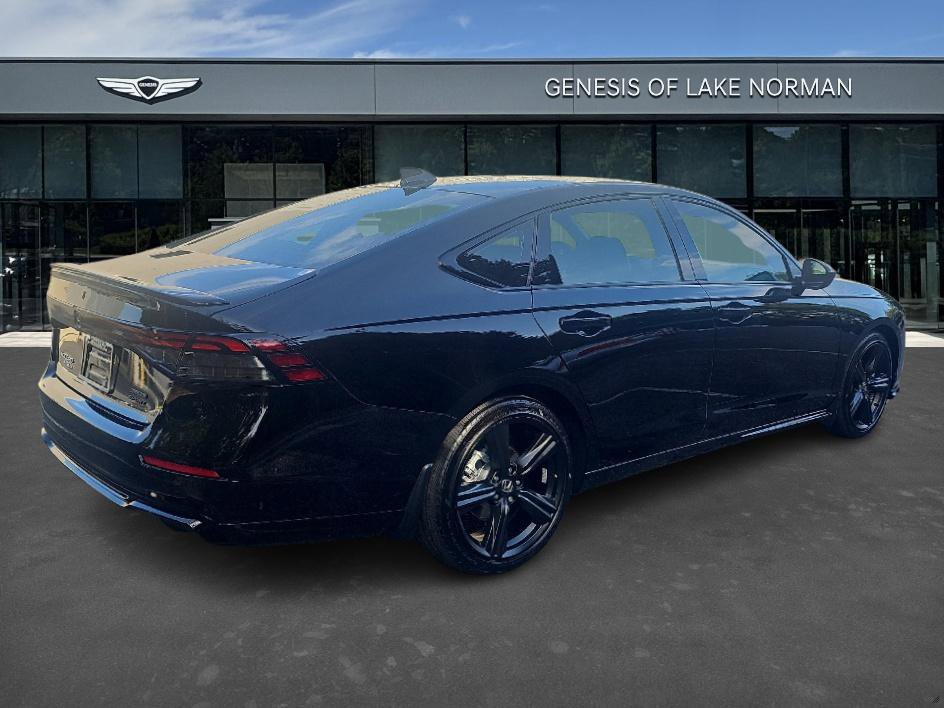 2025 Honda Accord Hybrid Sport-L photo 4