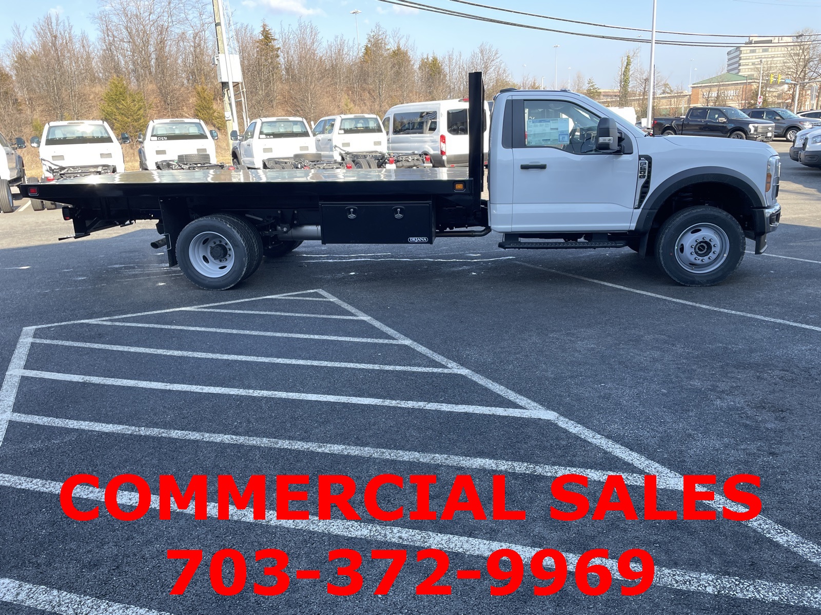 2024 Ford F-600 photo 2