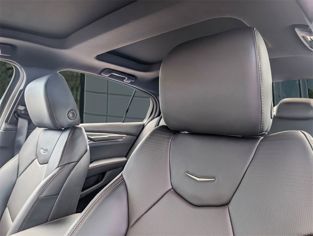 2026 Cadillac CT5 V photo 11
