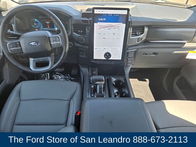 2025 Ford F-150 Lightning photo 13