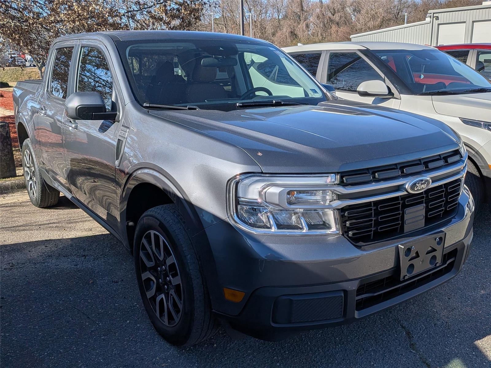 2022 Ford Maverick Lariat's photo