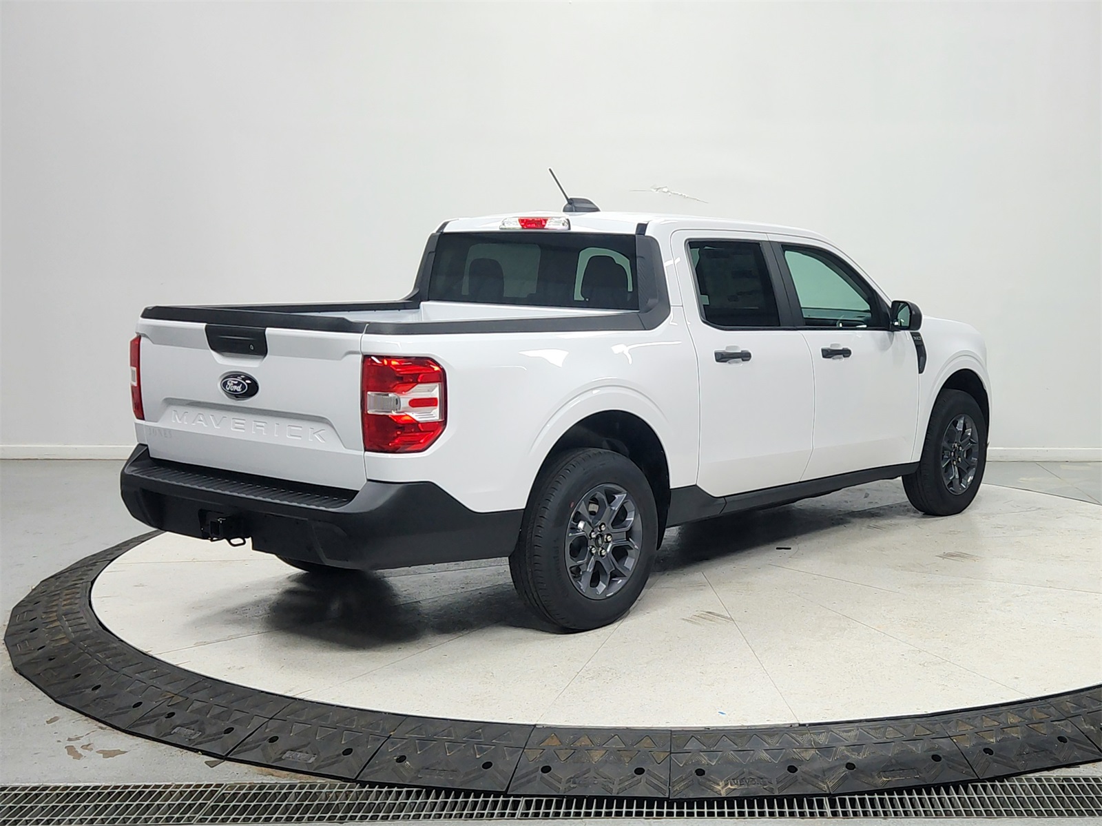 2025 Ford Maverick XLT photo 4
