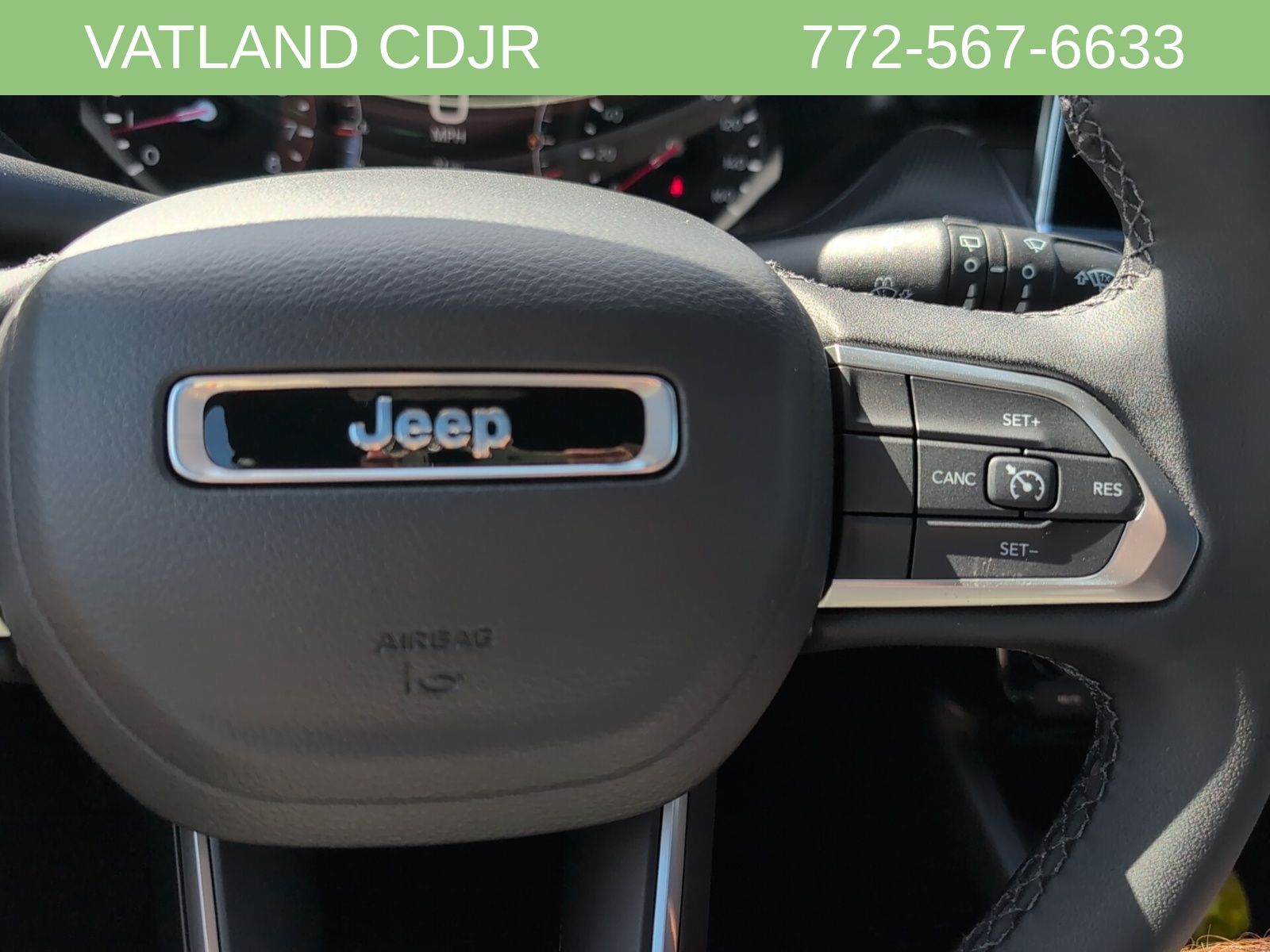 2025 Jeep Compass Latitude photo 9