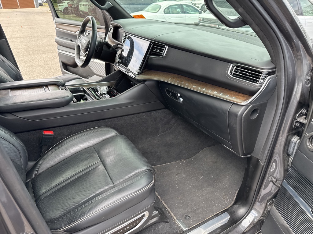 2022 Jeep Grand Wagoneer II photo 21