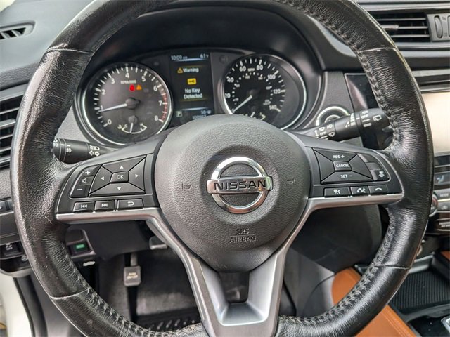 2017 Nissan Rogue SL photo 15